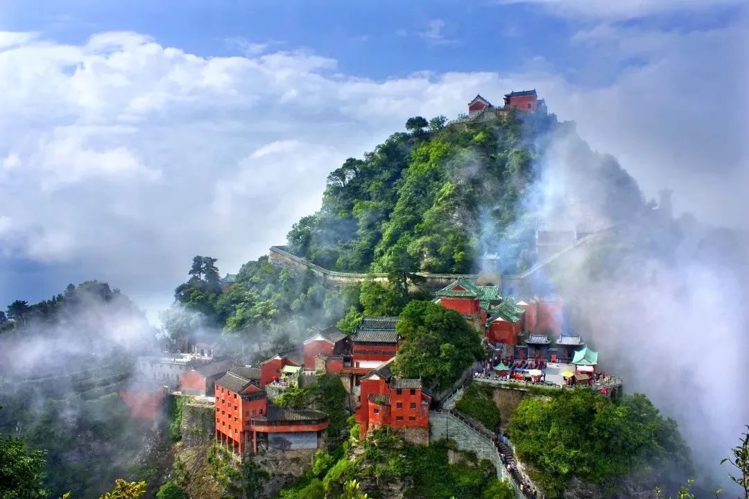 武当山全景 全景图图片