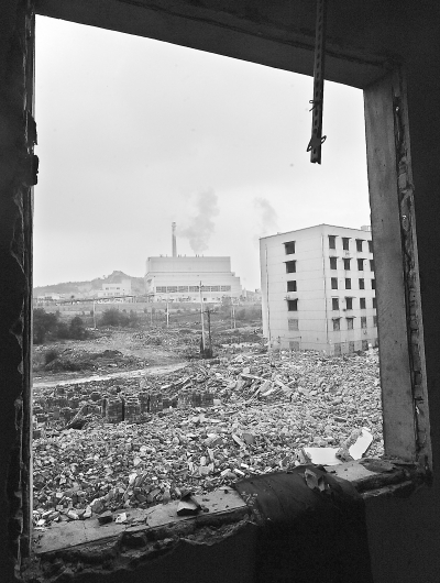 锅顶山垃圾焚烧厂背景图片