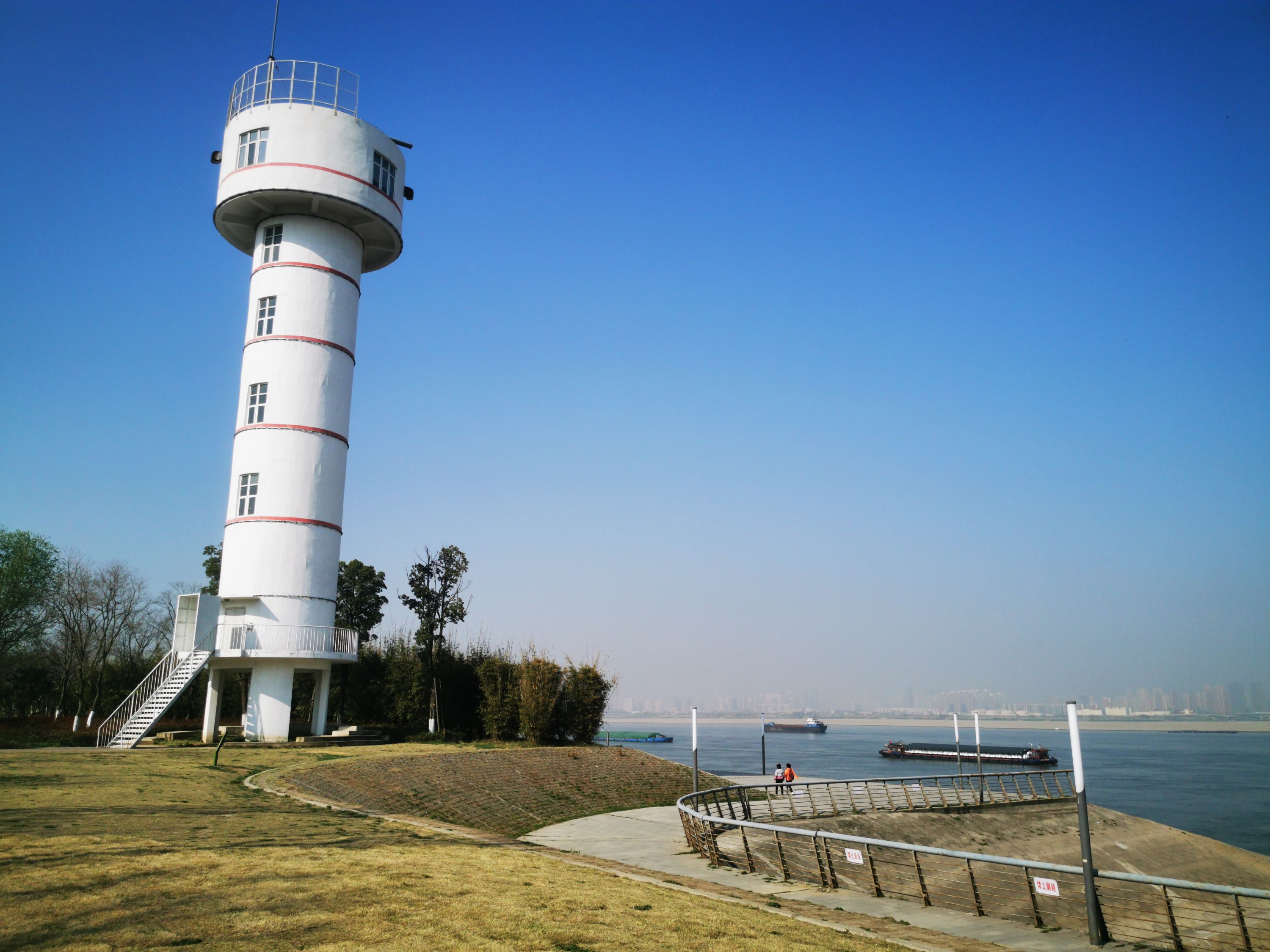 武汉青山江滩图片