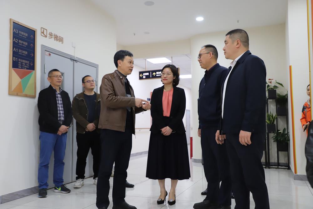 市民政局局长王坤到泸县调研督导民政工作_泸州_新闻中心_长江网_cjn.