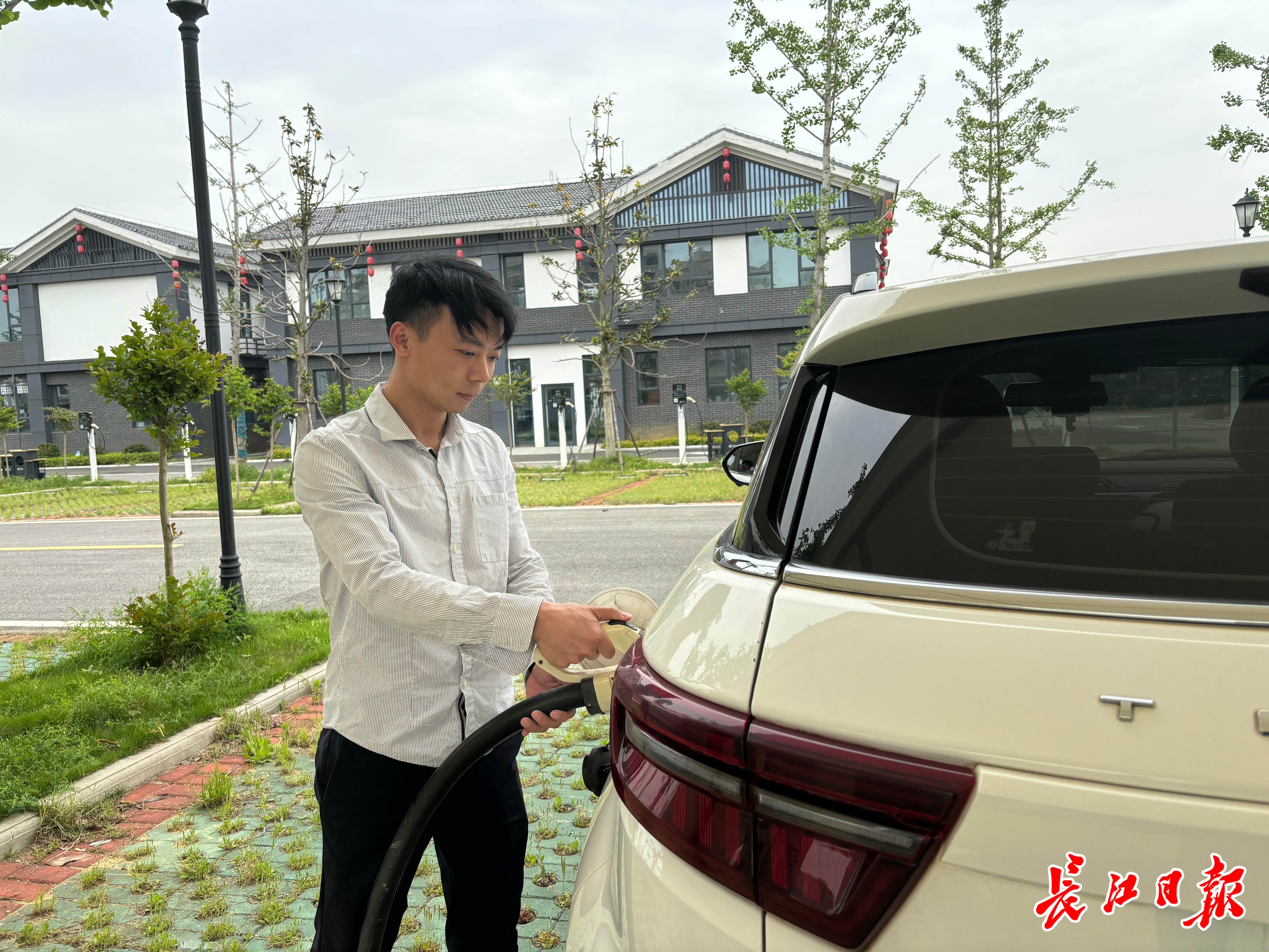 开着“绿牌”车在汉乡村游，会有“里程焦虑”吗？记者亲测
